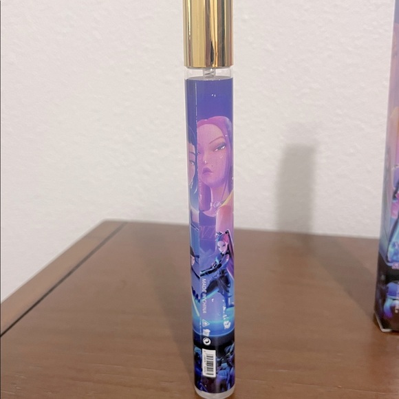 K Pop Demon Hunters Perfume🖤 ~ Huntrix 💜 - Picture 4 of 6